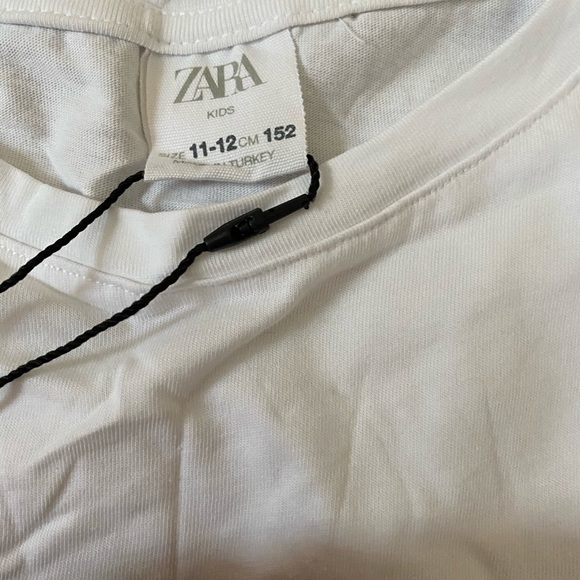 Zara T-shirt for girls. - Picture 3 of 4